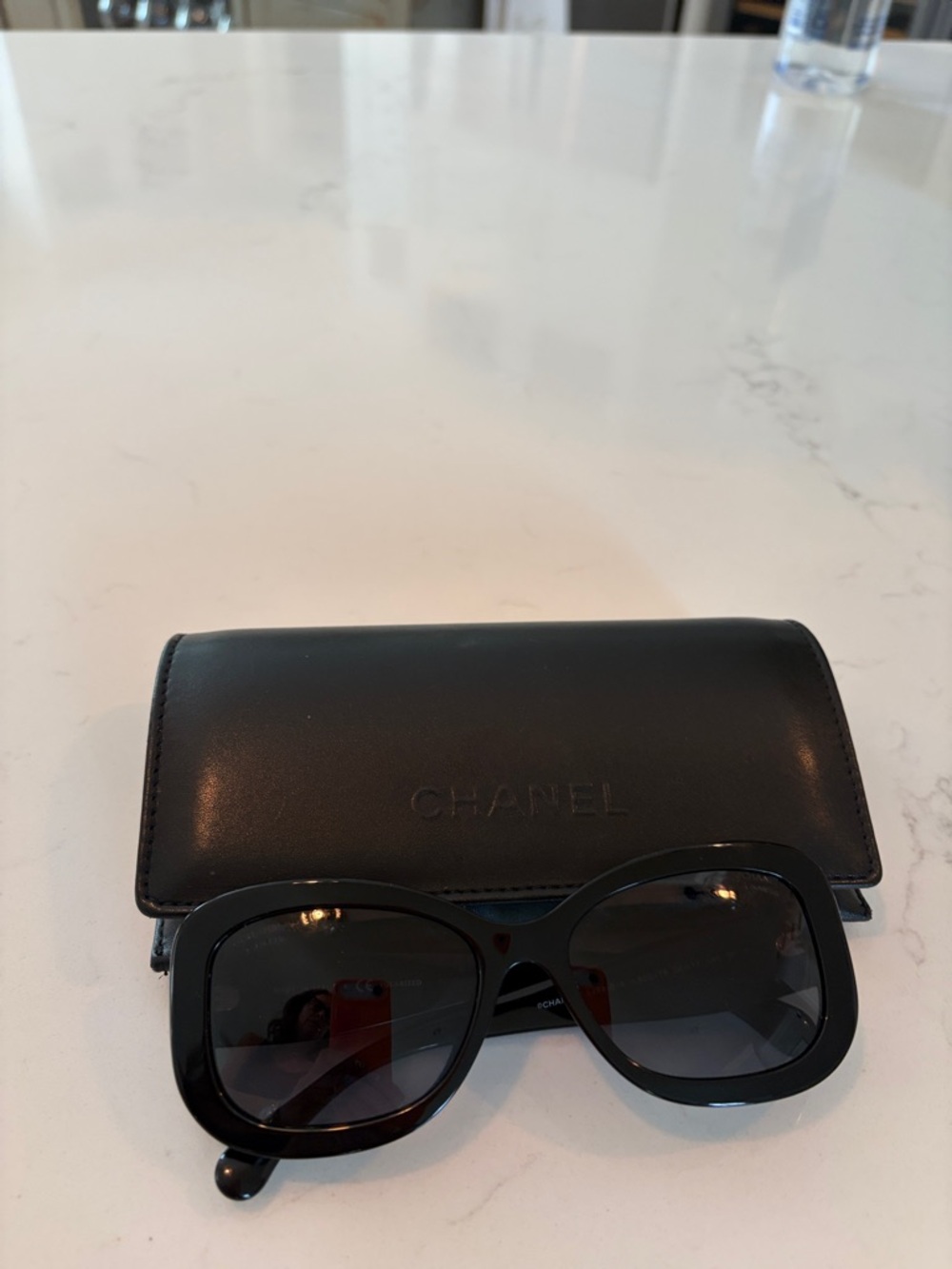 CHANEL Black Glossy Oversized Round-Edge Sunglasses